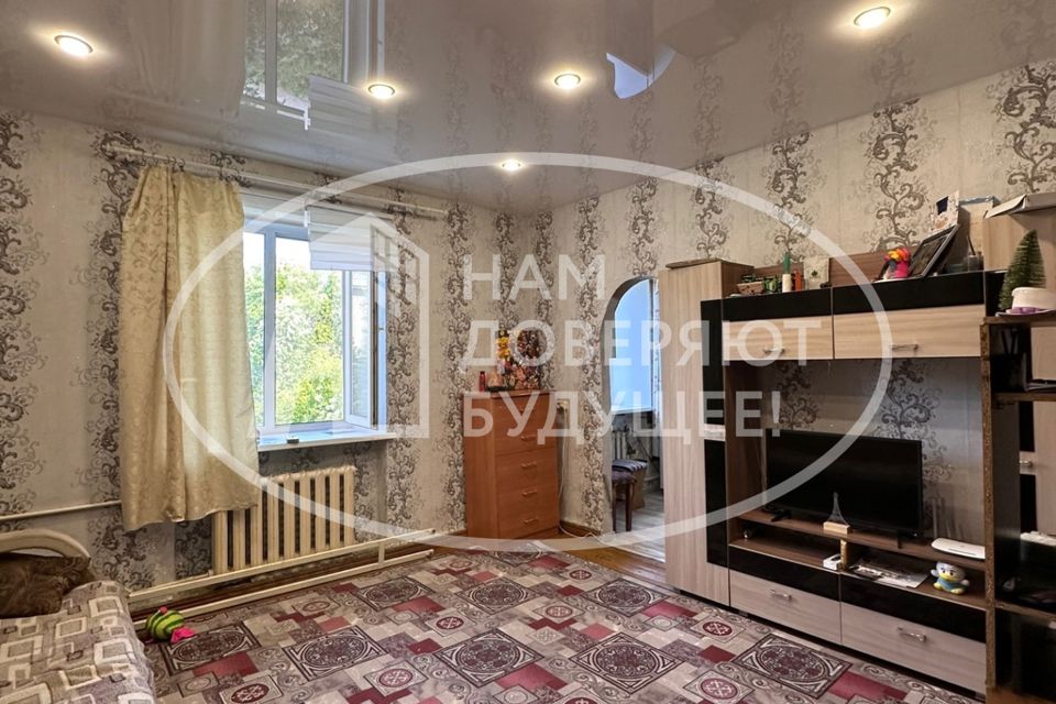 Продаётся 1-комнатная квартира, 42.2 м²
