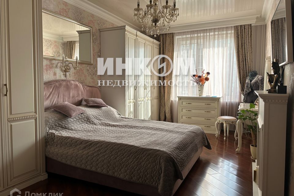 Продаётся 3-комнатная квартира, 100 м²