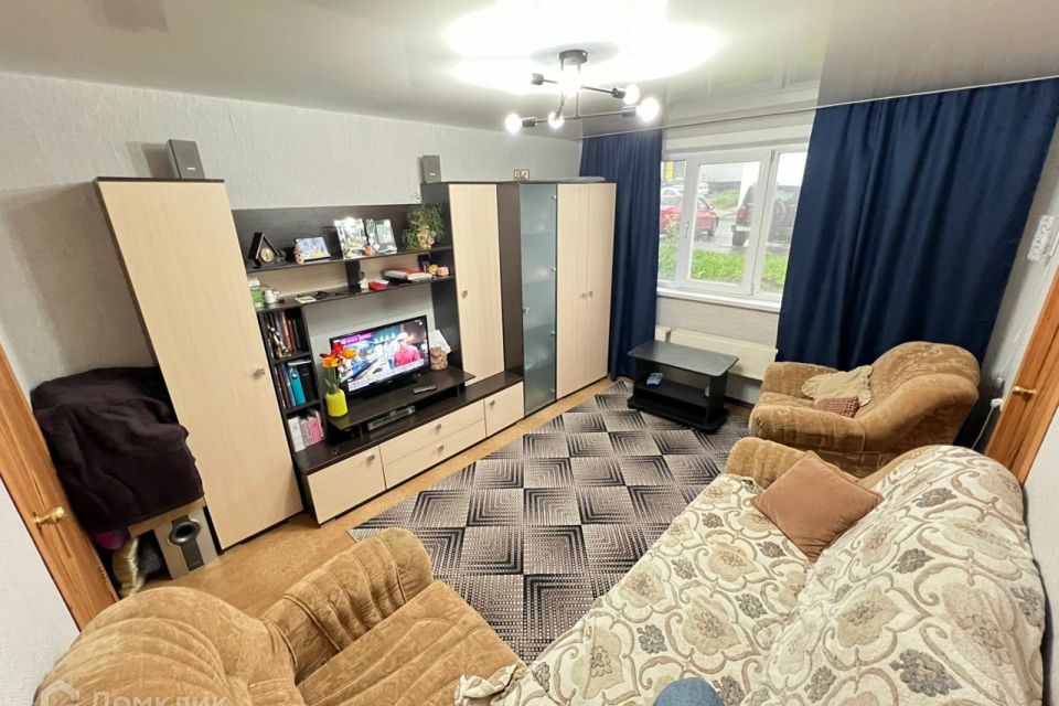 Продаётся 3-комнатная квартира, 55.8 м²