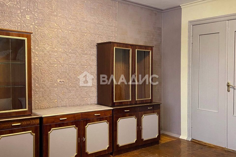 Продаётся 4-комнатная квартира, 72.9 м²