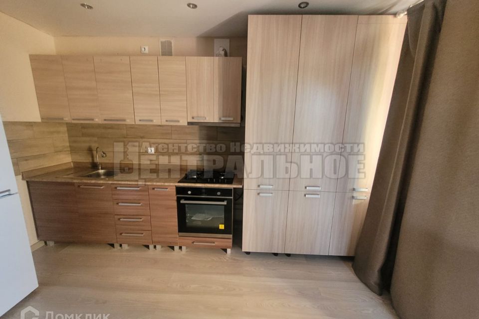 Продаётся 1-комнатная квартира, 42.17 м²