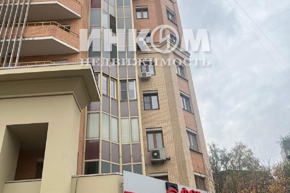 Продаётся 1-комнатная квартира, 42 м²