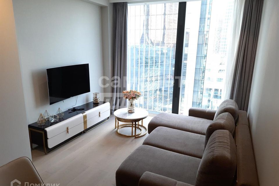 Сдаётся 2-комнатная квартира, 71.8 м²