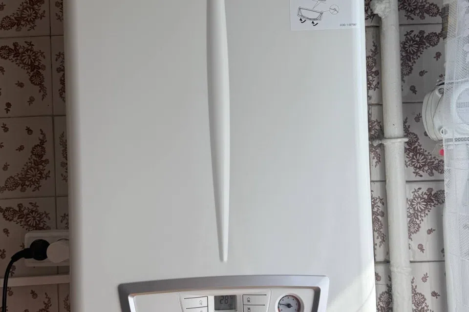 Продаётся 1-комнатная квартира, 32 м²