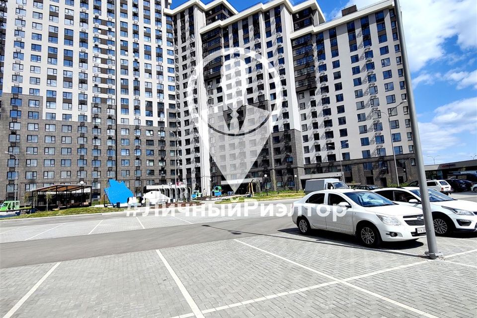 Продаётся 2-комнатная квартира, 56.57 м²