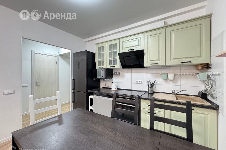 Сдаётся 2-комнатная квартира, 65 м²