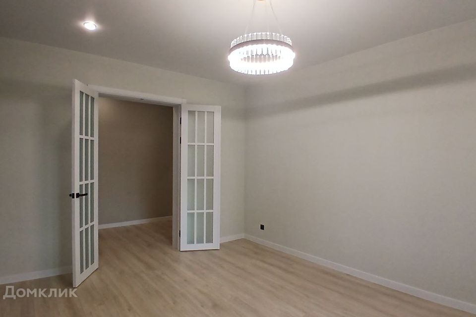 Продаётся 2-комнатная квартира, 63.7 м²