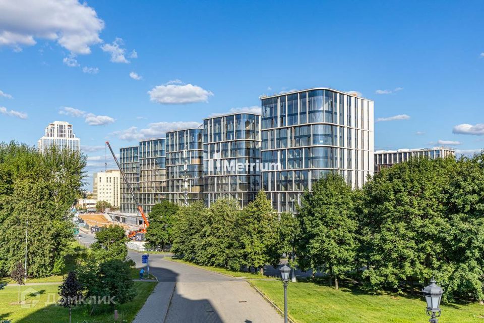 Продаётся 3-комнатная квартира, 116.8 м²