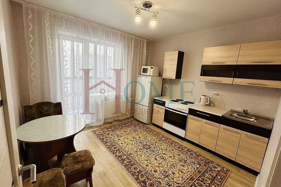 Сдаётся 1-комнатная квартира, 39 м²