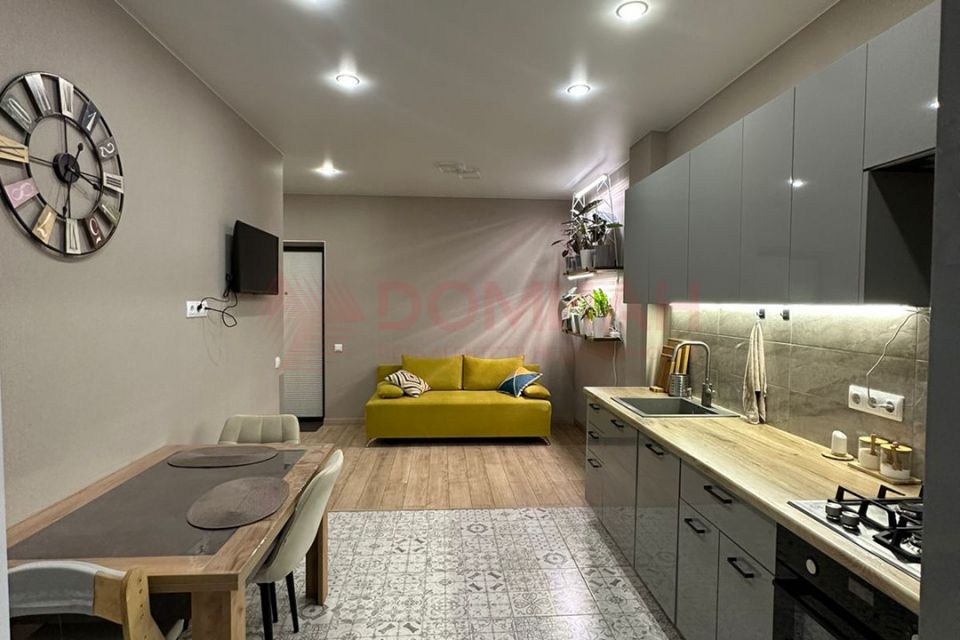 Продаётся 2-комнатная квартира, 58.5 м²
