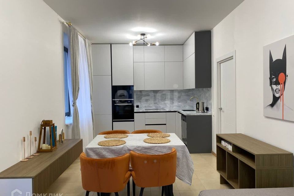 Сдаётся 2-комнатная квартира, 63 м²