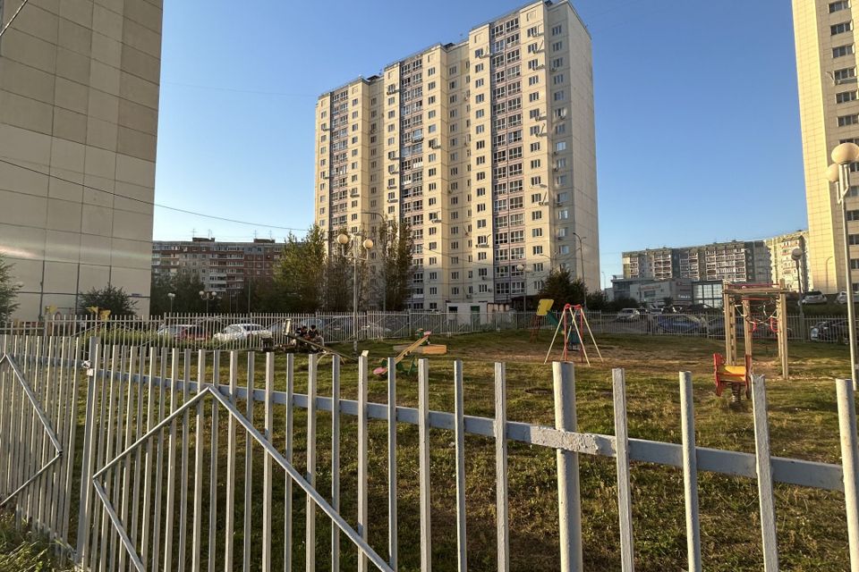 Продаётся 2-комнатная квартира, 65.3 м²