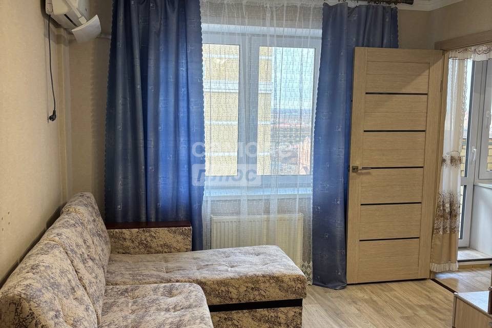 Сдаётся 1-комнатная квартира, 38 м²