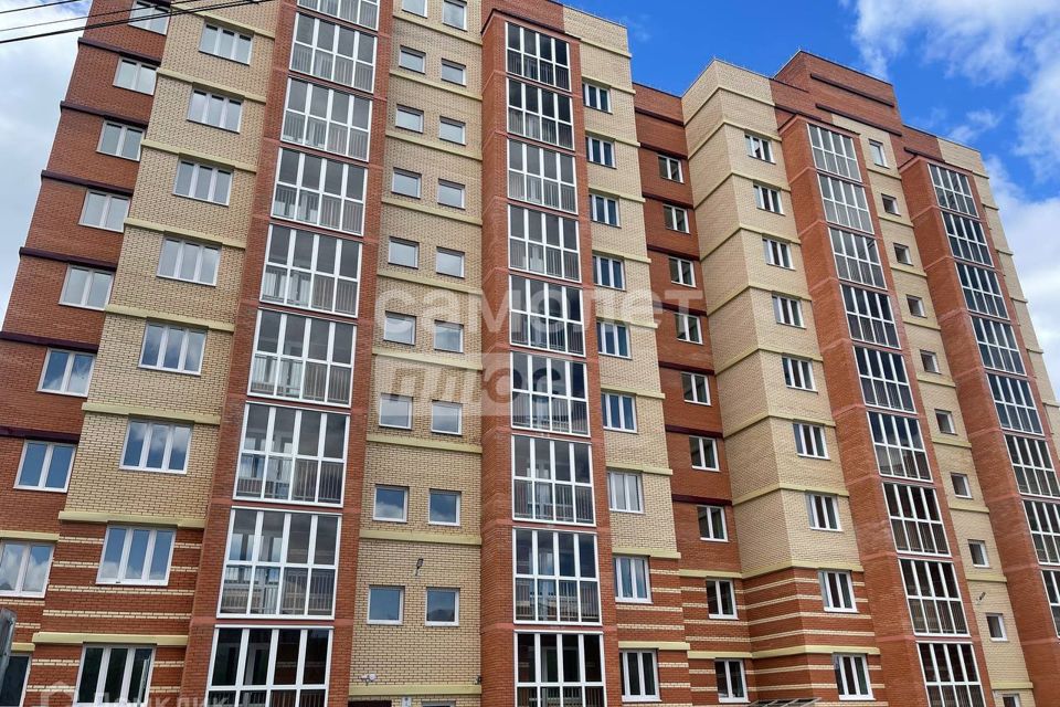 Продаётся 1-комнатная квартира, 41.8 м²