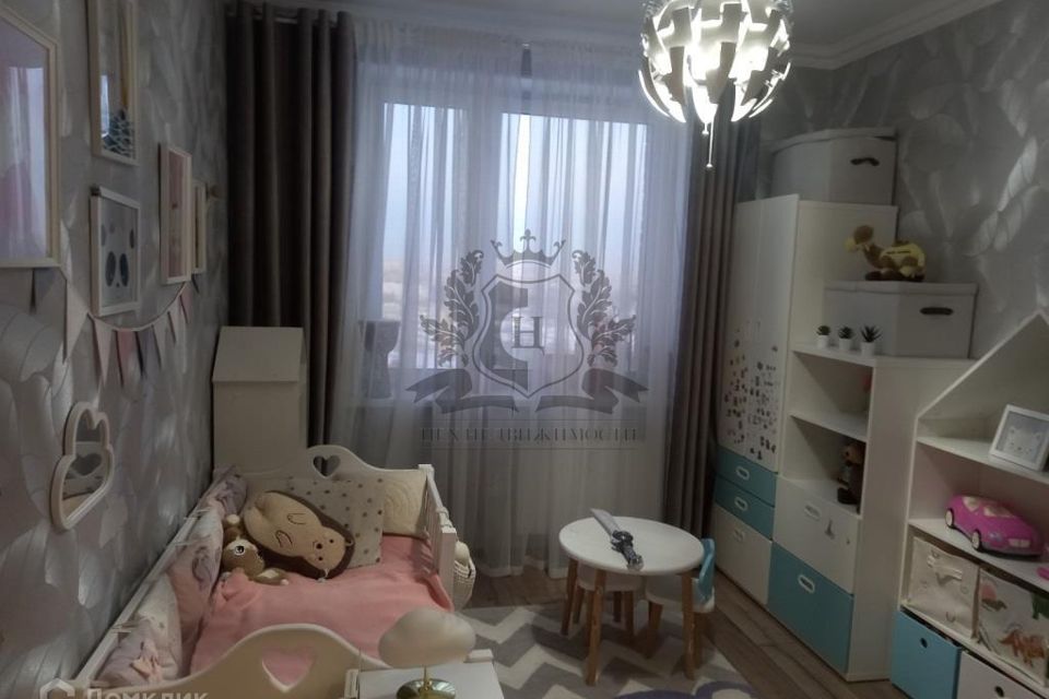 Продаётся 2-комнатная квартира, 75.9 м²
