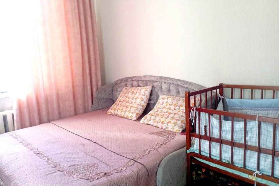 Продаётся 4-комнатная квартира, 103 м²