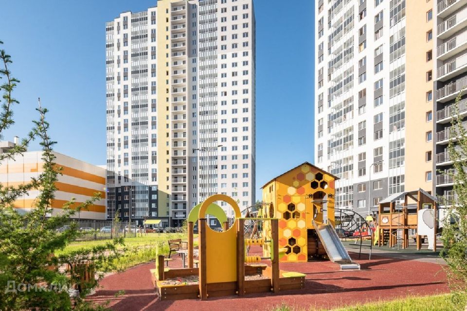 Продаётся 2-комнатная квартира, 54.4 м²