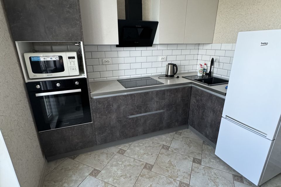 Сдаётся 1-комнатная квартира, 35 м²