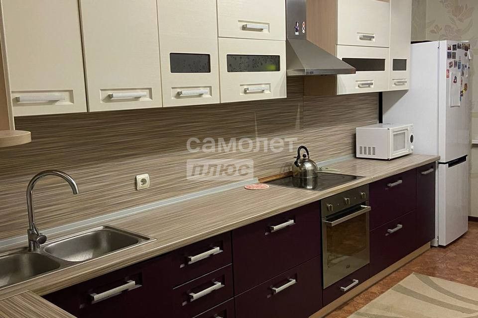 Сдаётся 1-комнатная квартира, 45 м²