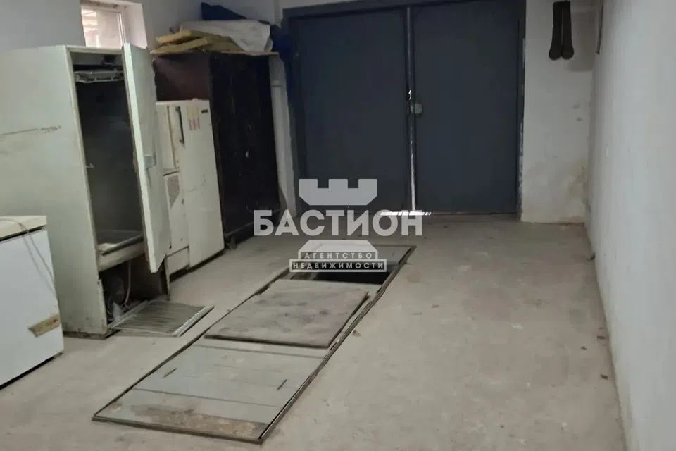 Продаётся 2-этажный дом, 200 м²