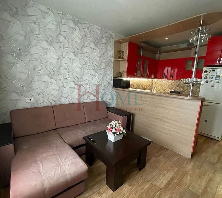 Сдаётся 2-комнатная квартира, 70 м²