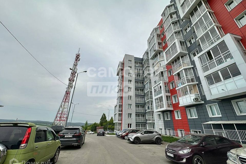 Продаётся 2-комнатная квартира, 65.8 м²