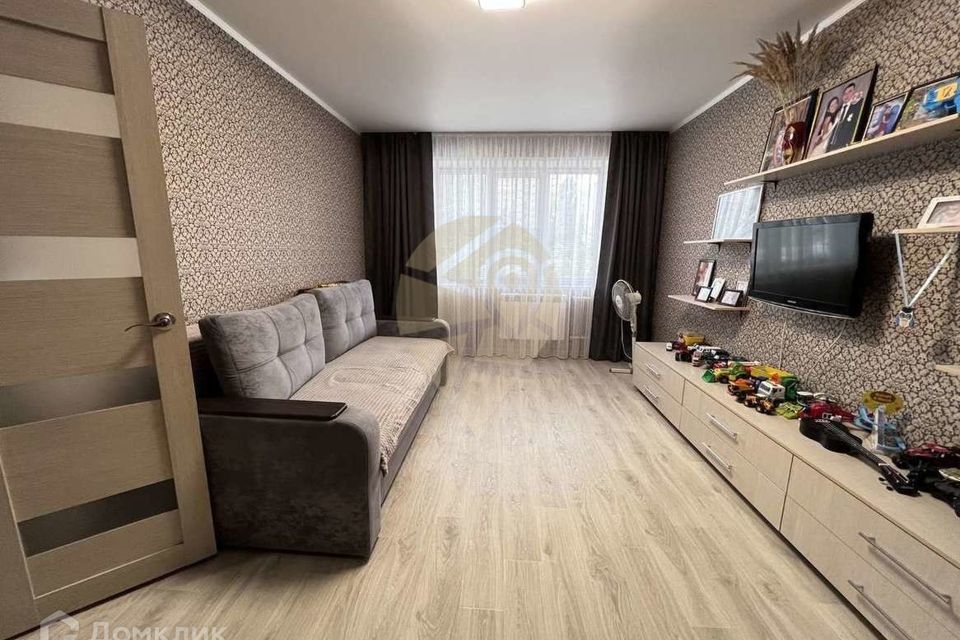 Продаётся 4-комнатная квартира, 80 м²