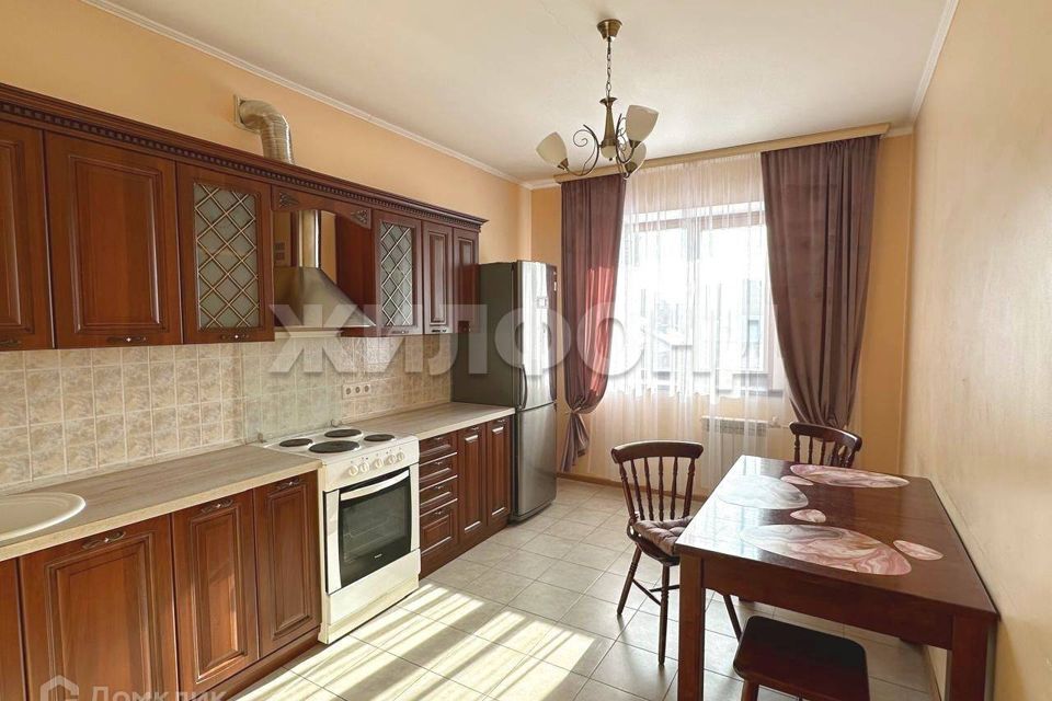 Сдаётся 1-комнатная квартира, 49 м²