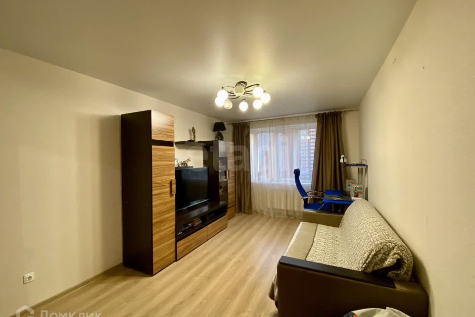 Продаётся 1-комнатная квартира, 38.1 м²