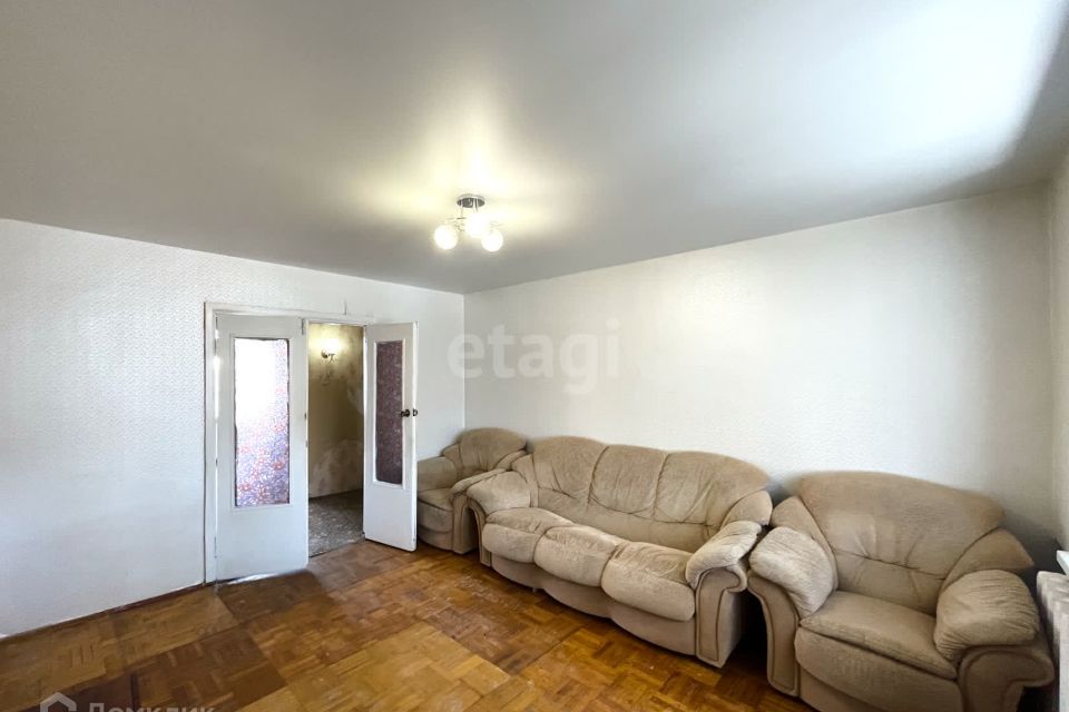 Продаётся 3-комнатная квартира, 57.9 м²