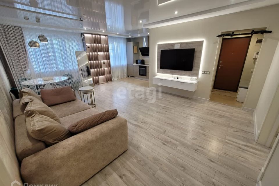 Сдаётся 4-комнатная квартира, 81.8 м²