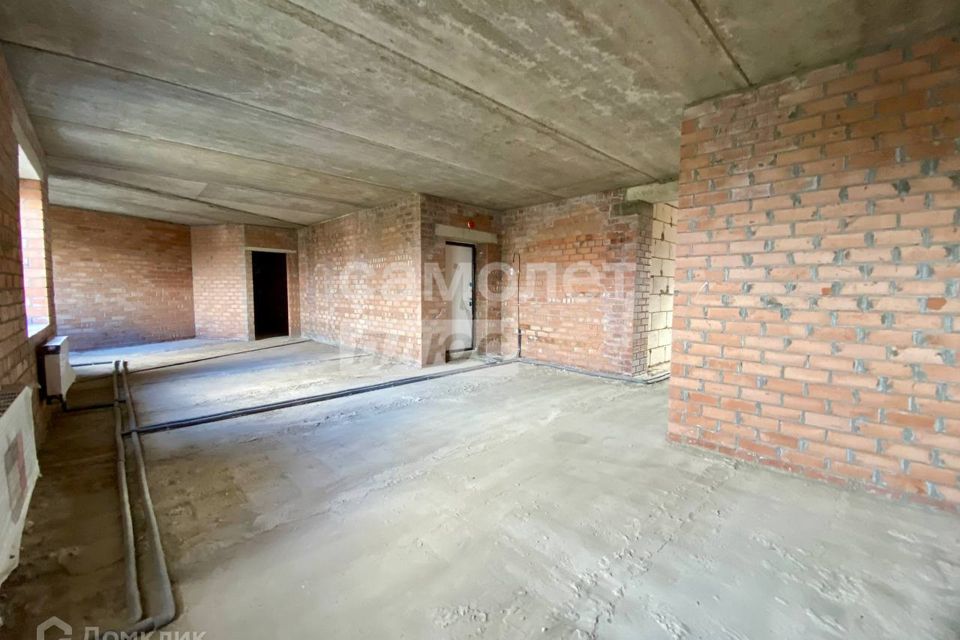 Продаётся 3-комнатная квартира, 81.8 м²