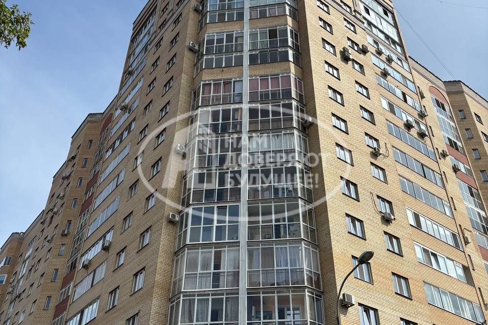 Продаётся 2-комнатная квартира, 67.1 м²