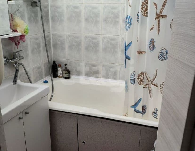 Продаётся 3-комнатная квартира, 63 м²
