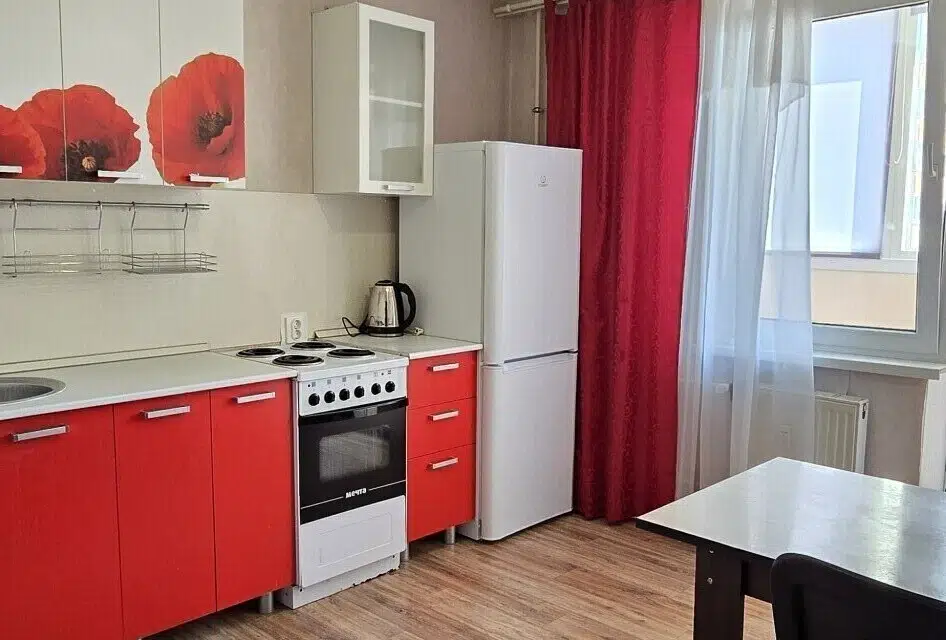 Продаётся 1-комнатная квартира, 42 м²
