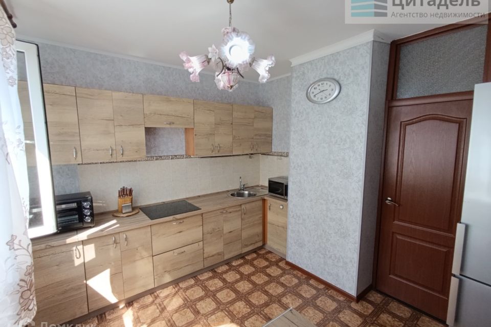Сдаётся 2-комнатная квартира, 57.9 м²