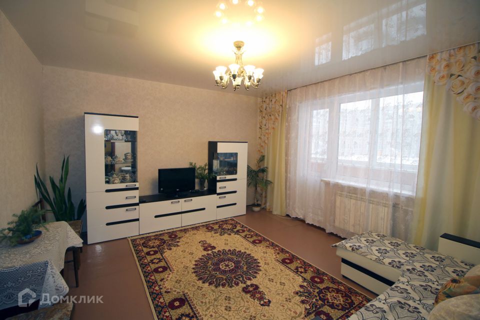 Продаётся 3-комнатная квартира, 61.3 м²