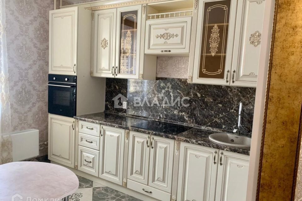 Сдаётся 1-комнатная квартира, 43 м²