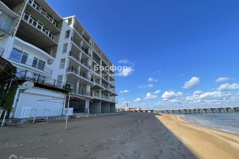 Продаётся 1-комнатная квартира, 98 м²