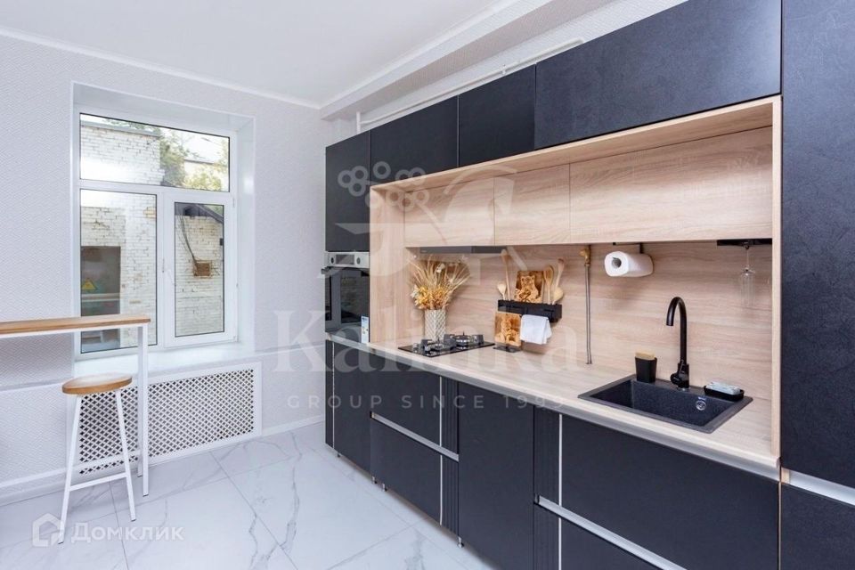 Продаётся 4-комнатная квартира, 95 м²