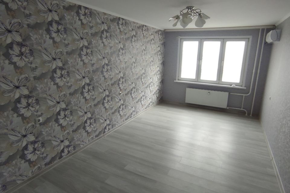 Продаётся 2-комнатная квартира, 65 м²