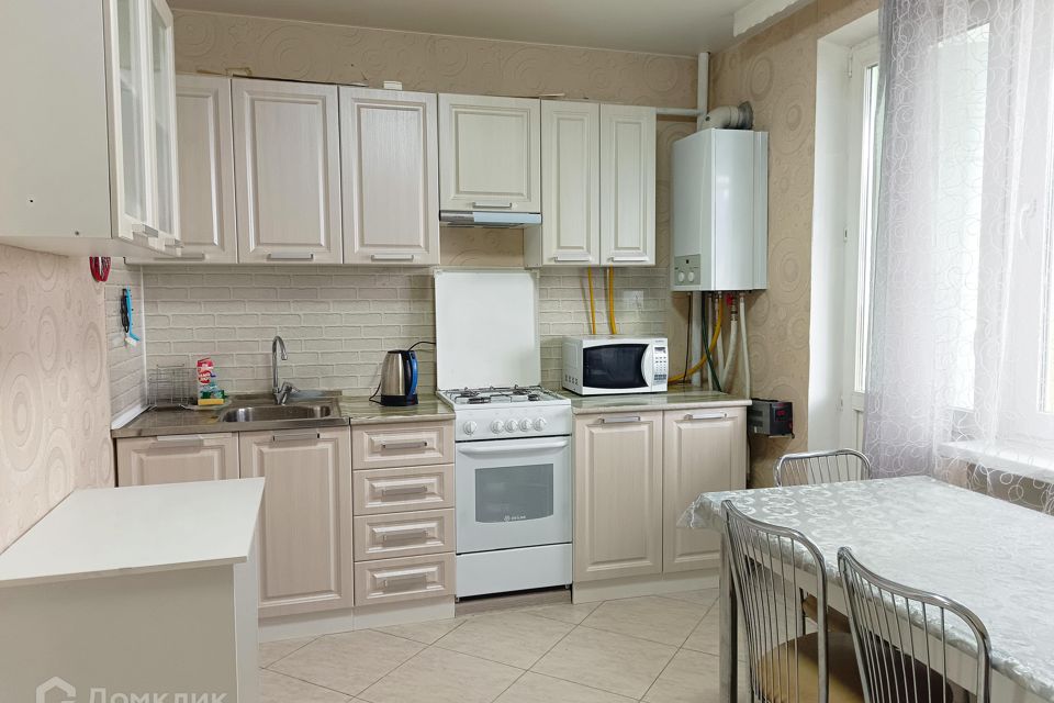 Сдаётся 1-комнатная квартира, 44 м²