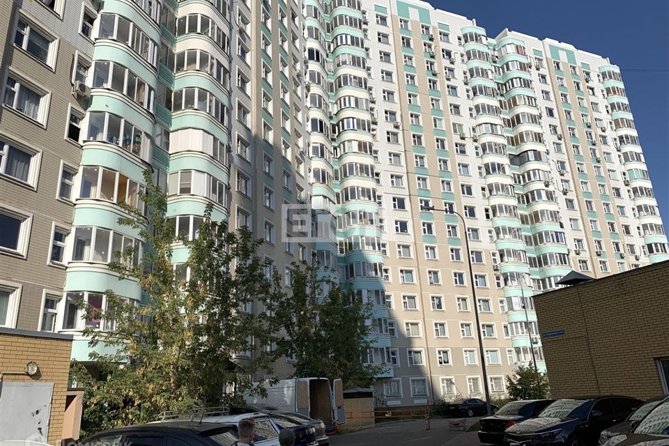 Продаётся 3-комнатная квартира, 72.8 м²