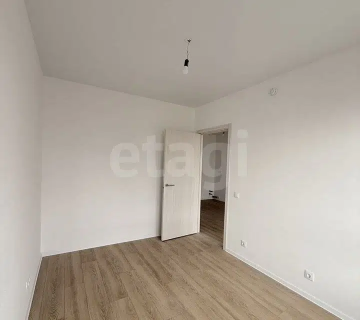 Продаётся 1-комнатная квартира, 32 м²