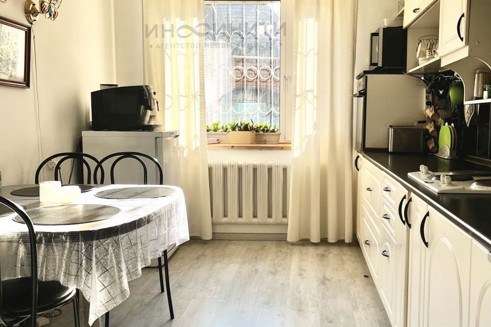 Продаётся 3-комнатная квартира, 85 м²