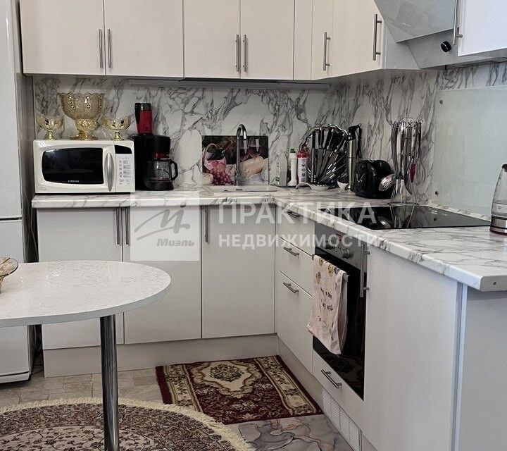 Продаётся 1-комнатная квартира, 40.7 м²