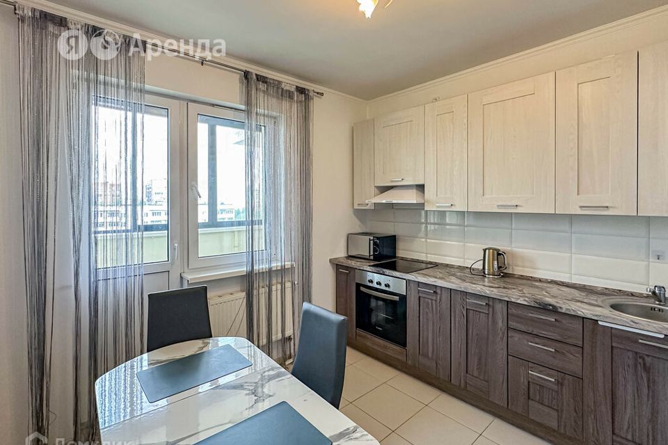 Сдаётся 2-комнатная квартира, 60 м²