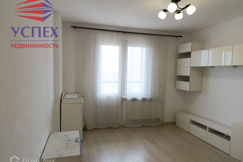 Продаётся 1-комнатная квартира, 42.8 м²