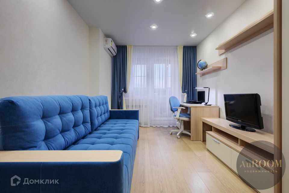 Продаётся 3-комнатная квартира, 90 м²