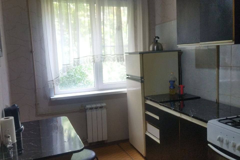 Продаётся 3-комнатная квартира, 57 м²